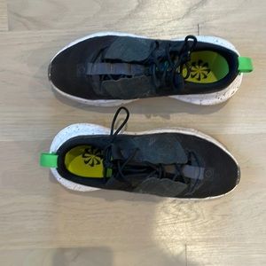 Nike cross-trainers